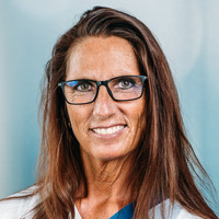 Porträt Claudia Schmidt, Leitung Physiotherapie, varisano Klinikum Frankfurt Höchst