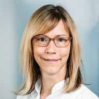 Porträt Dr. med. Nathalie Stegemann, Oberärztin Klinik für Neurologie, varisano Klinikum Frankfurt Höchst
