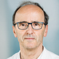 Porträt Dr. med. Oliver Michel, Leitender Oberarzt Klinik für Neurologie, varisano Klinikum Frankfurt Höchst